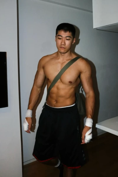 训练了 兄弟们 今天上课 拳击课 我为什么要......机 #185 #男友风 #美式男孩 #今儿练了吗 臭大力力 image 4