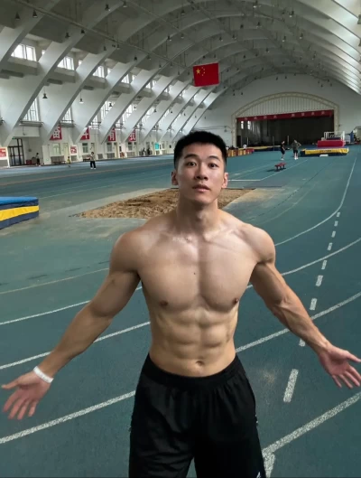 有什么比暑假集训更让人恐惧的呢 为中国的奥运健......奥运会 #体育精神 #追奥的夏天 #北京体育大学 臭大力力 image 2