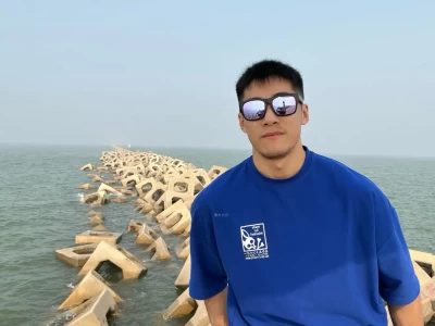 终于有辆能装得下我的车了 #185 #黑皮 #三......于有辆能装得下我的车了 #185 #黑皮 #三菱 臭大力力 image 6
