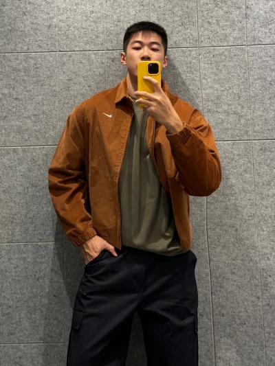 运动风还是老爹风穿搭 回村过年运动服搭老爹味外套...... #过年穿什么 #体育生 #男大学生 #开春搭配 臭大力力 image 7