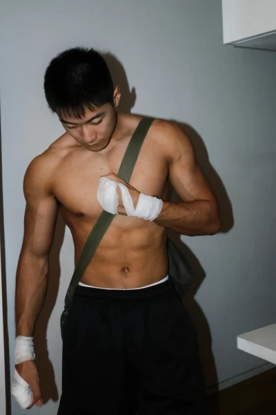 训练了 兄弟们 今天上课 拳击课 我为什么要......机 #185 #男友风 #美式男孩 #今儿练了吗 臭大力力 image 5