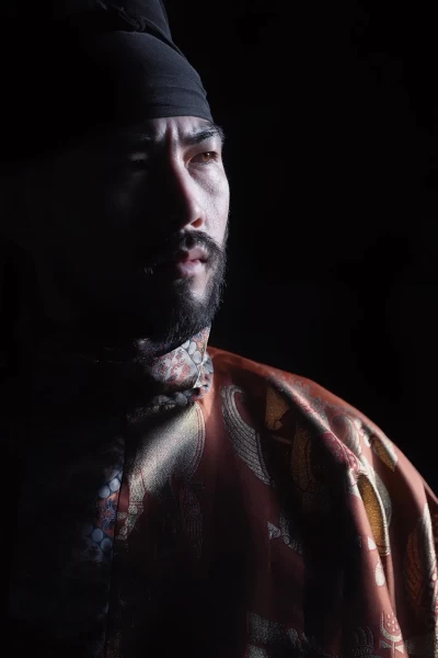 病怏怏的也被 王师傅 拍出几分威严#国风古韵 #......出几分威严#国风古韵 #古装 #古装造型 #古风 Huzi image 1