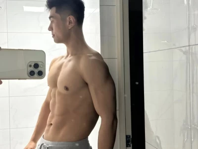 花花世界不必当真 #平平无奇 非正常人类研究中心主任 image 1